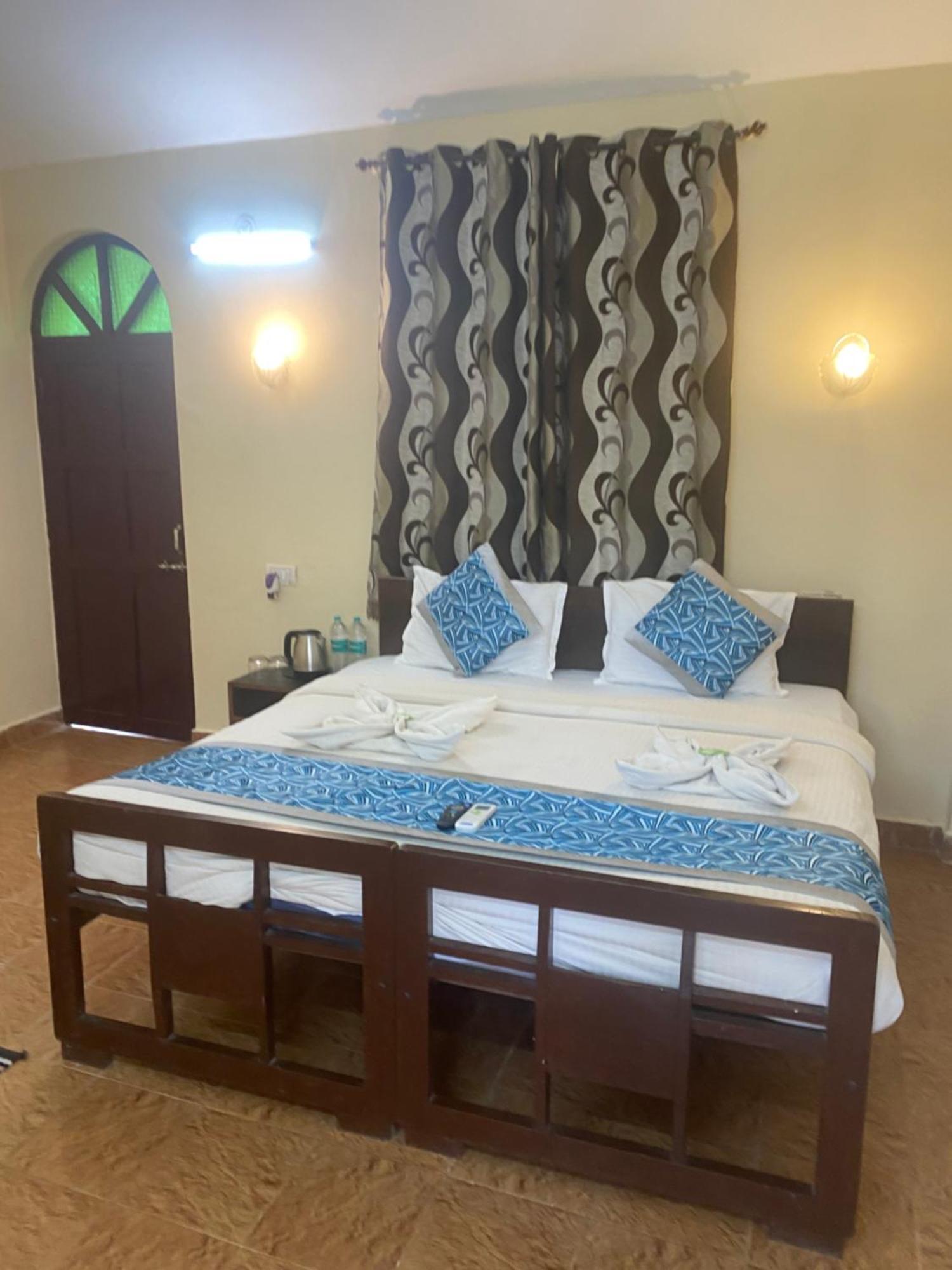 Baga Beach Palms Exterior foto